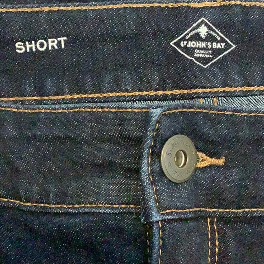 🛶St. John’s Bay Denim Stretch Jean Shorts🛶